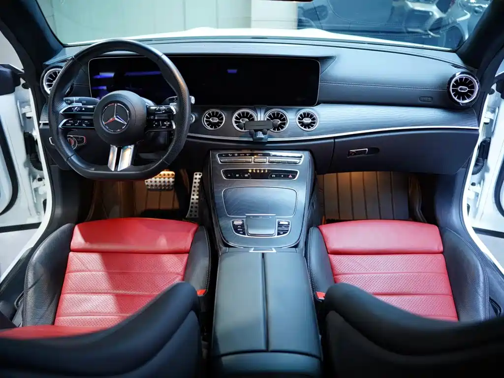 Mercedes-Benz E-Class (Import) — миниатюра 42