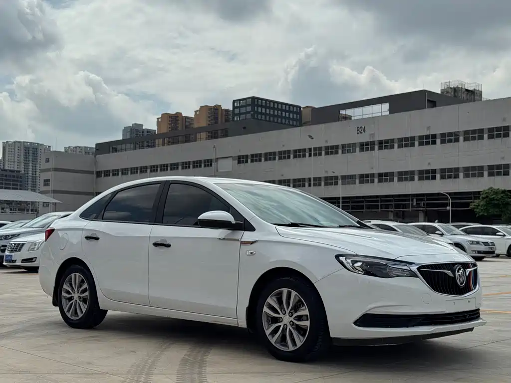 Buick Excelle — миниатюра 3