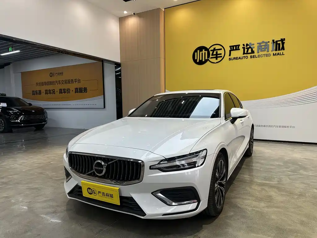 Volvo S60 2024