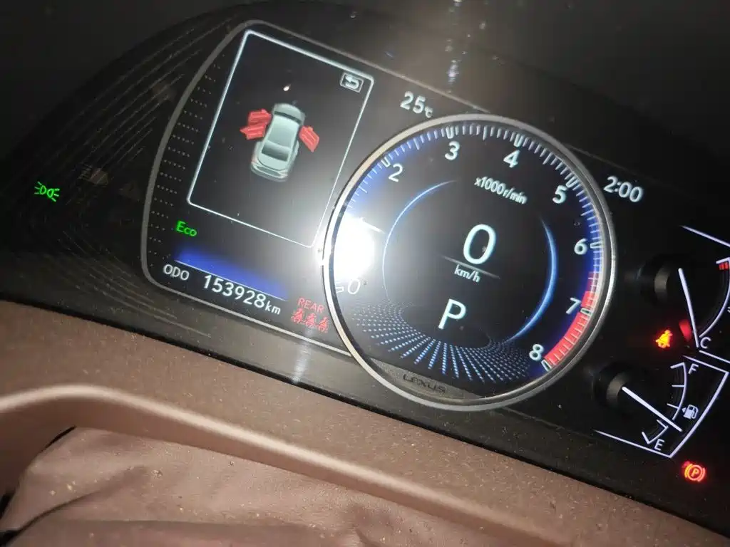 Lexus ES — миниатюра 5