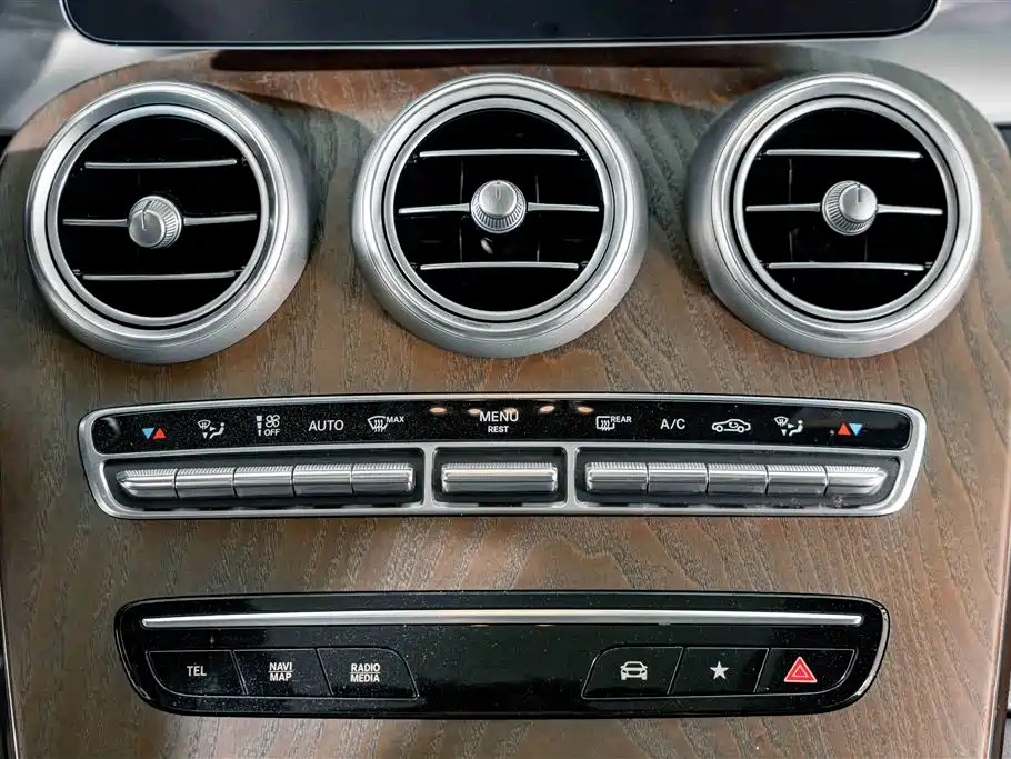 Mercedes-Benz GLC — миниатюра 11