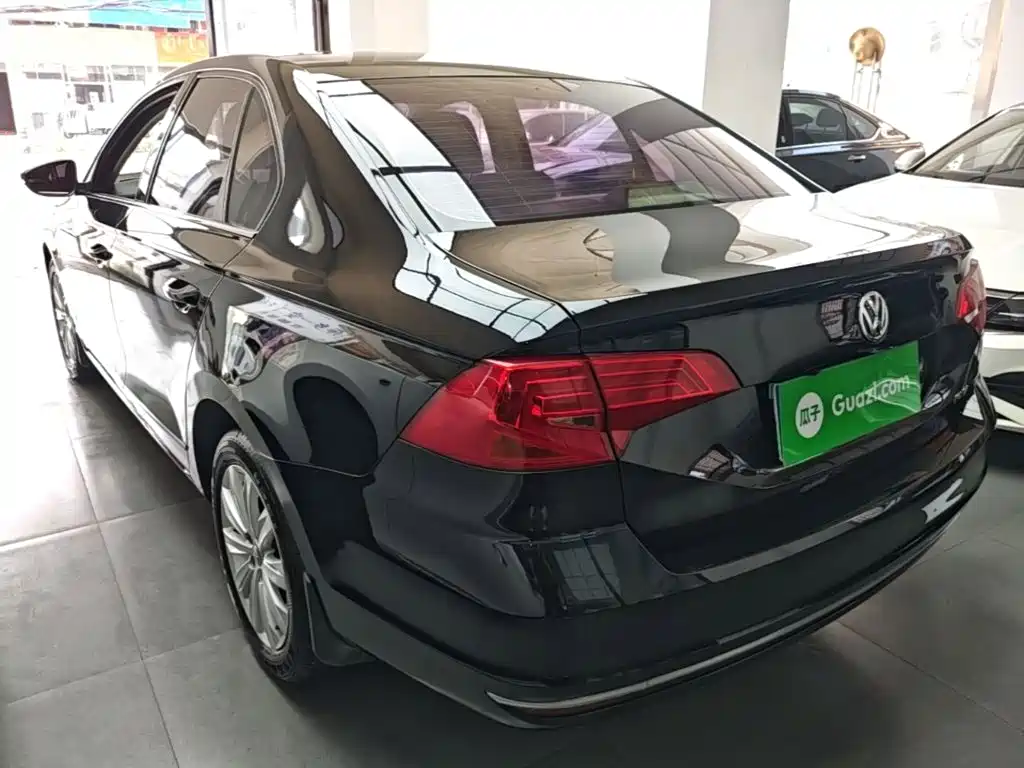 Volkswagen Bora — миниатюра 5