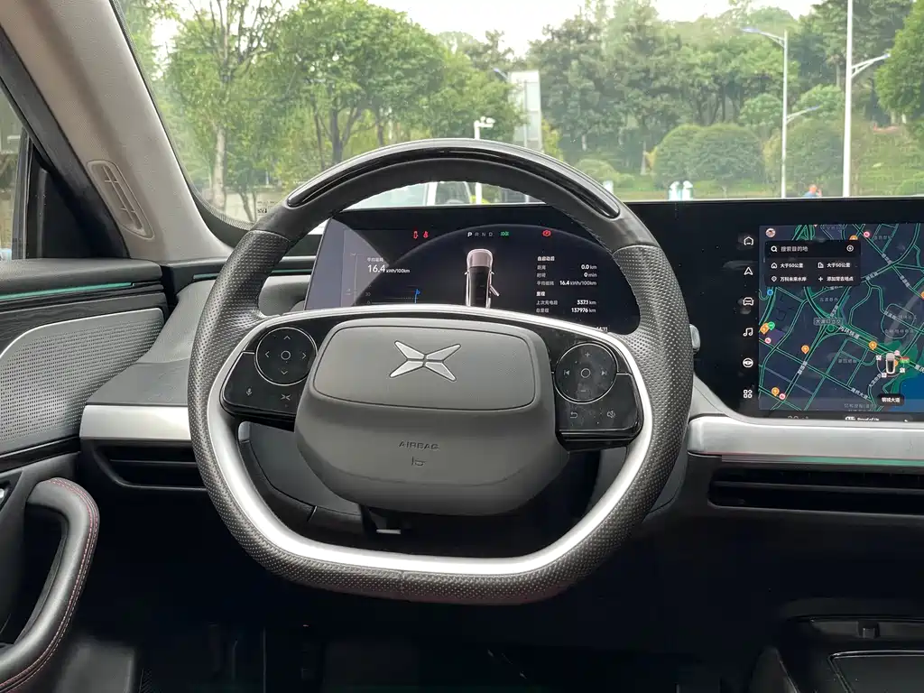 XPeng P7 — миниатюра 14