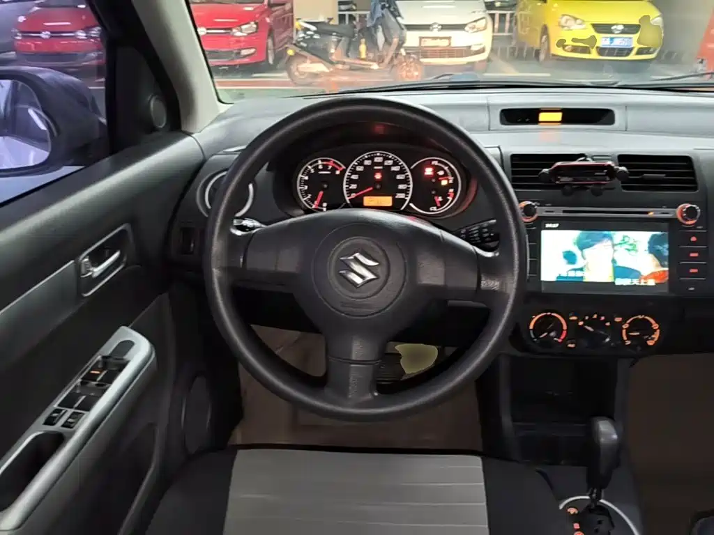 Suzuki Swift — миниатюра 11