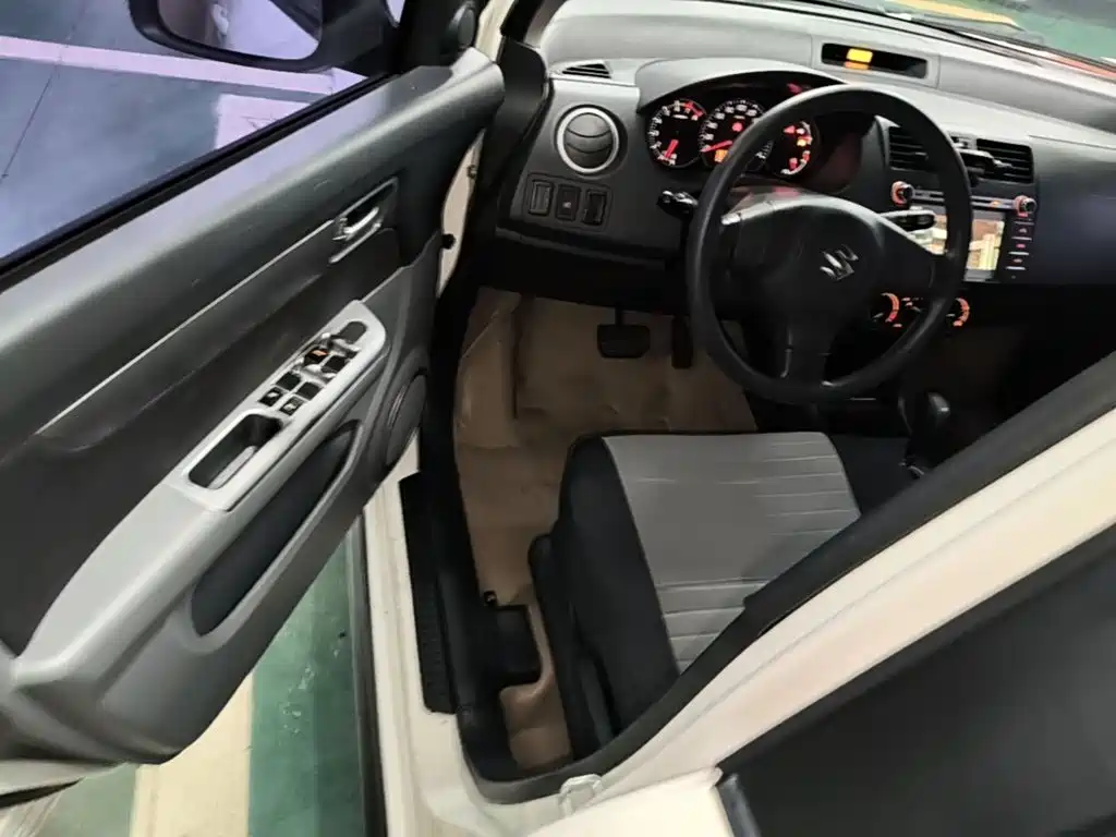 Suzuki Swift — миниатюра 16