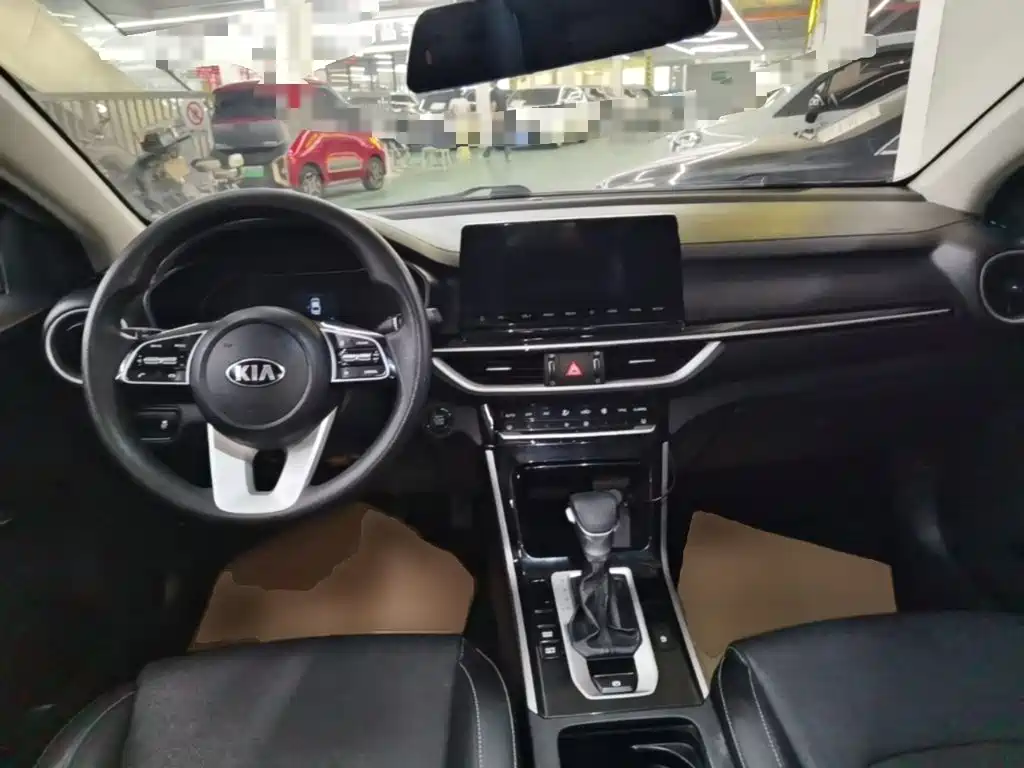 Kia K3 — миниатюра 10