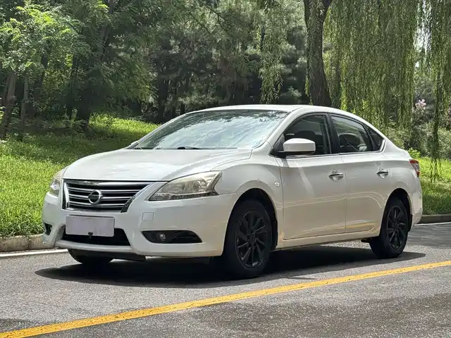 2015 Nissan Sylphy Zero Emission