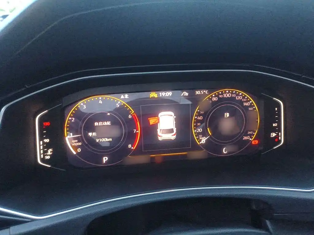 Volkswagen T-Roc — миниатюра 4