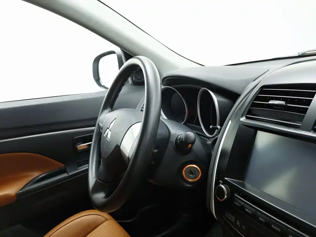 Mitsubishi ASX — миниатюра 22