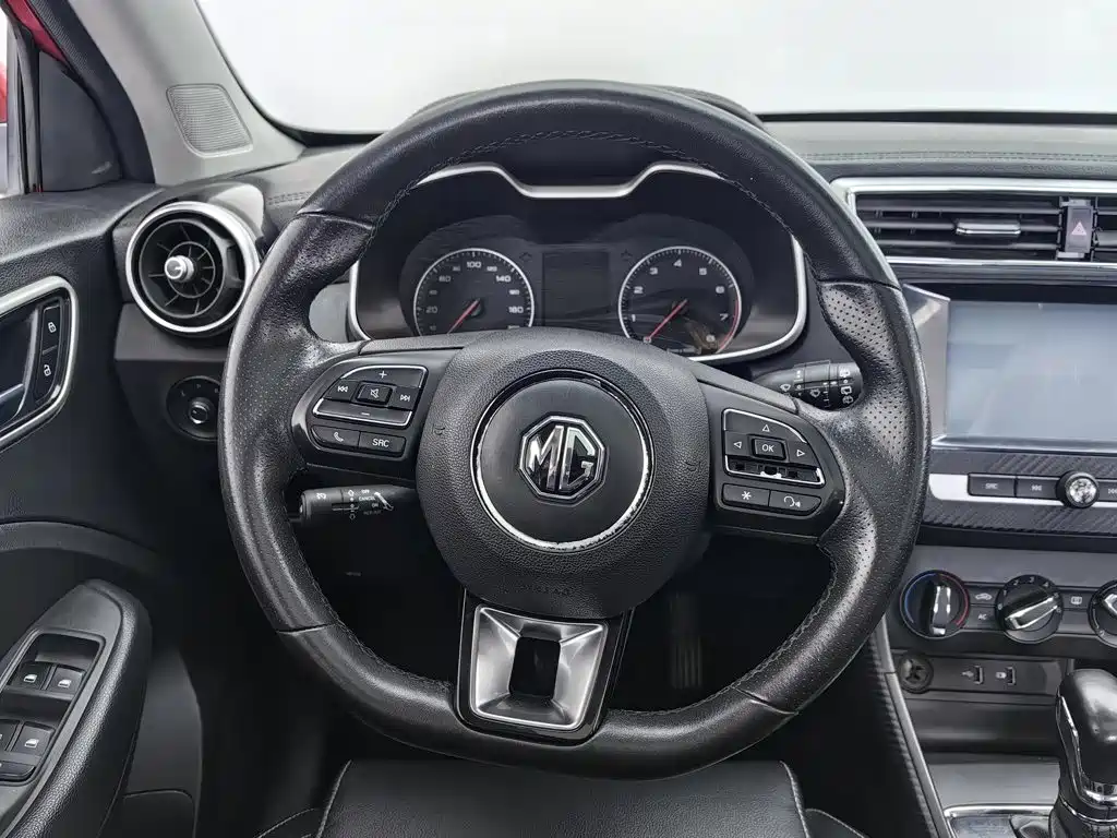 MG ZS — миниатюра 11