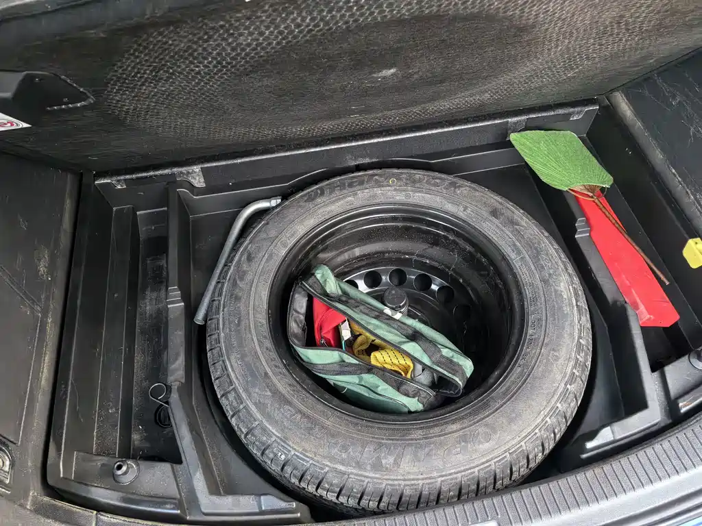Volkswagen Touran — миниатюра 9