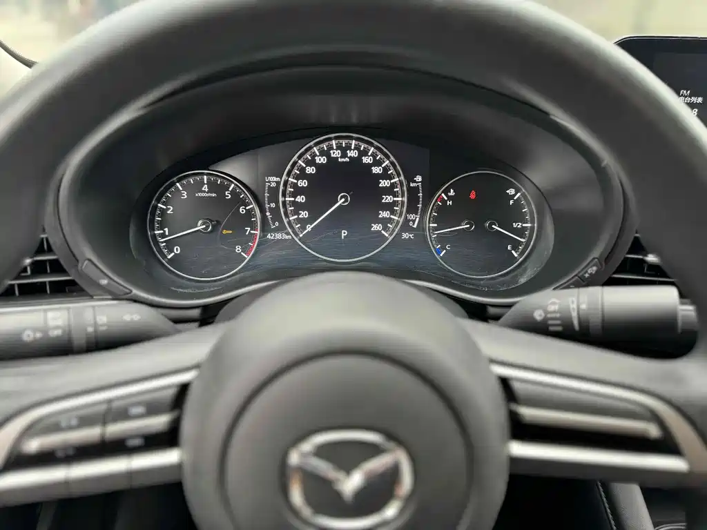Mazda Mazda3 3 2021 1.5L AT