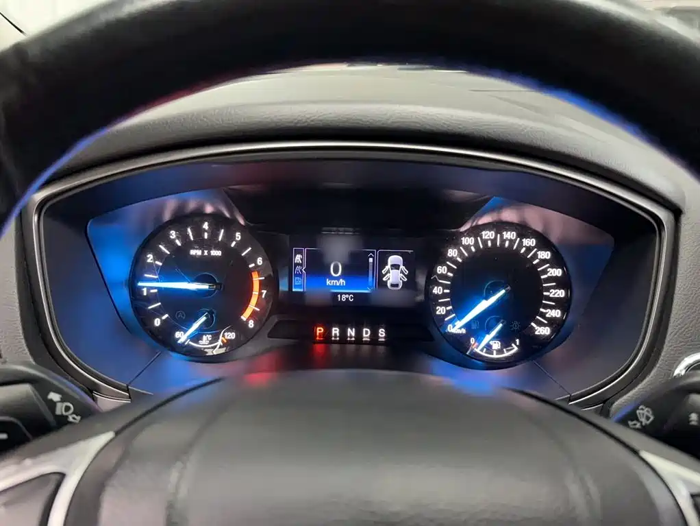 Ford Mondeo — миниатюра 18
