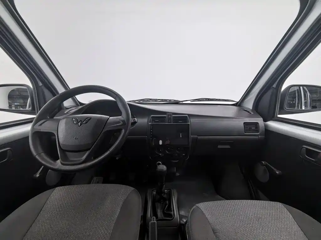 Wuling Rongguang — миниатюра 5