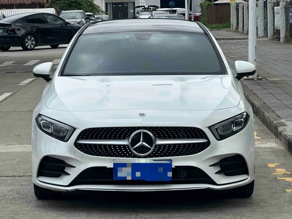 Mercedes-Benz A-Class — миниатюра 2