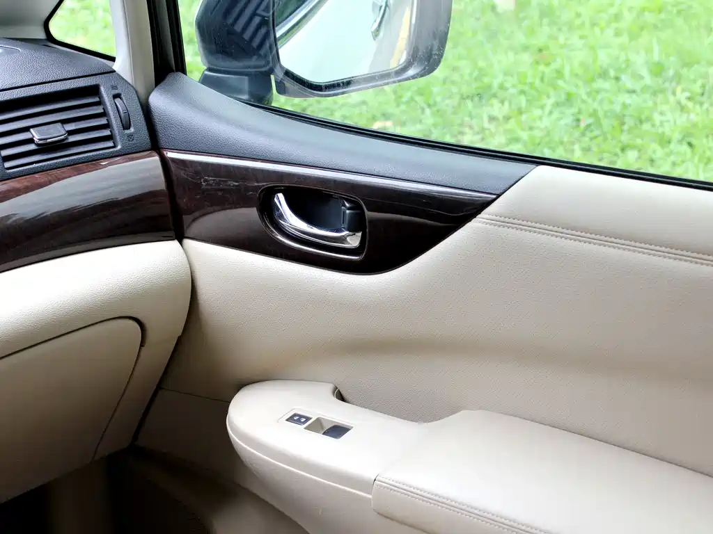 Nissan Quest 2015 3.5L SL