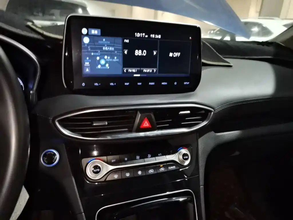 Hyundai Santa Fe — миниатюра 13