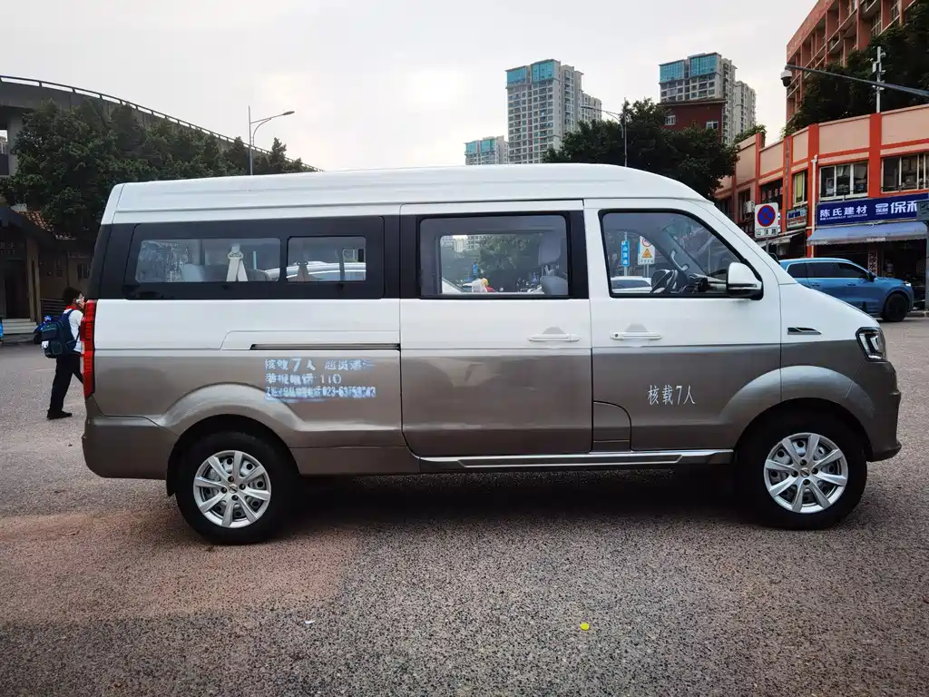 Jinbei Hiace X30L — миниатюра 5