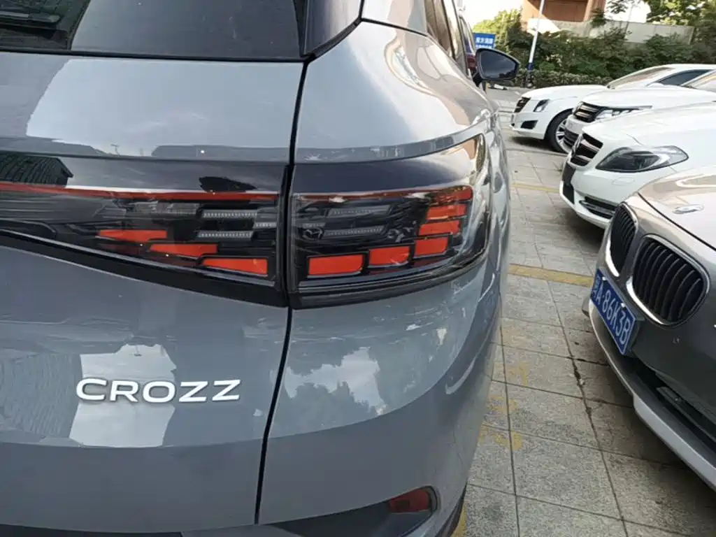 Volkswagen ID.4 Crozz — миниатюра 8