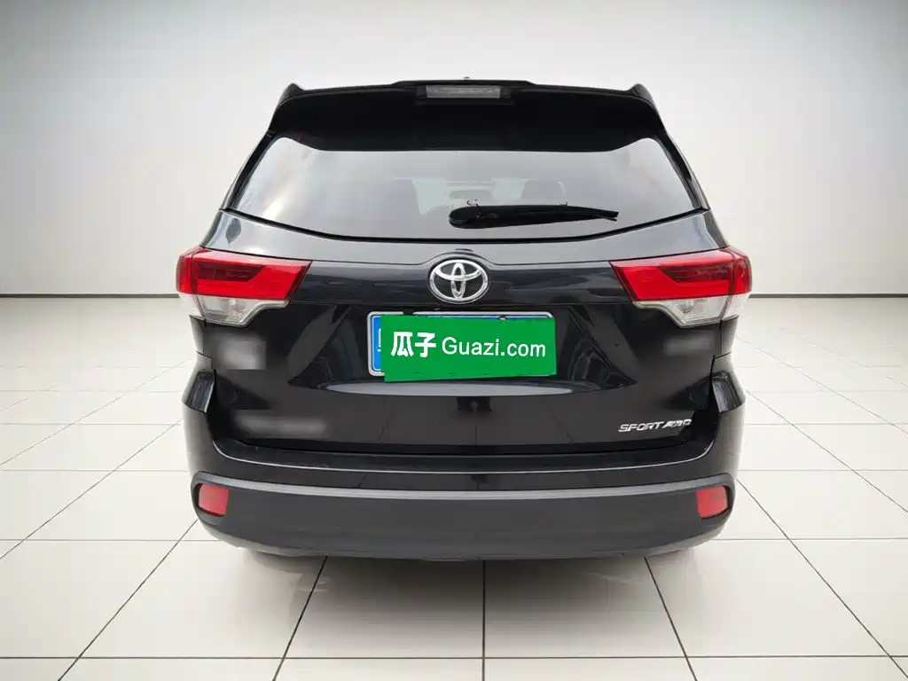 Toyota Highlander — миниатюра 5