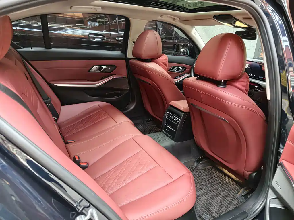 BMW 3 Series — миниатюра 13