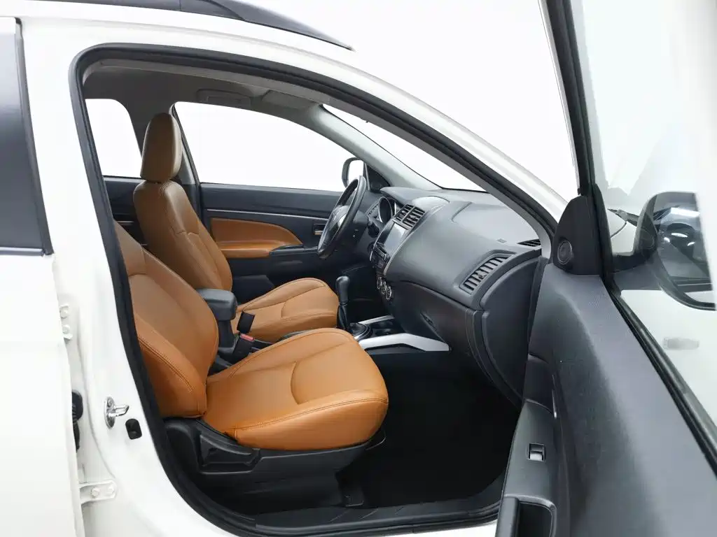 Mitsubishi ASX — миниатюра 23