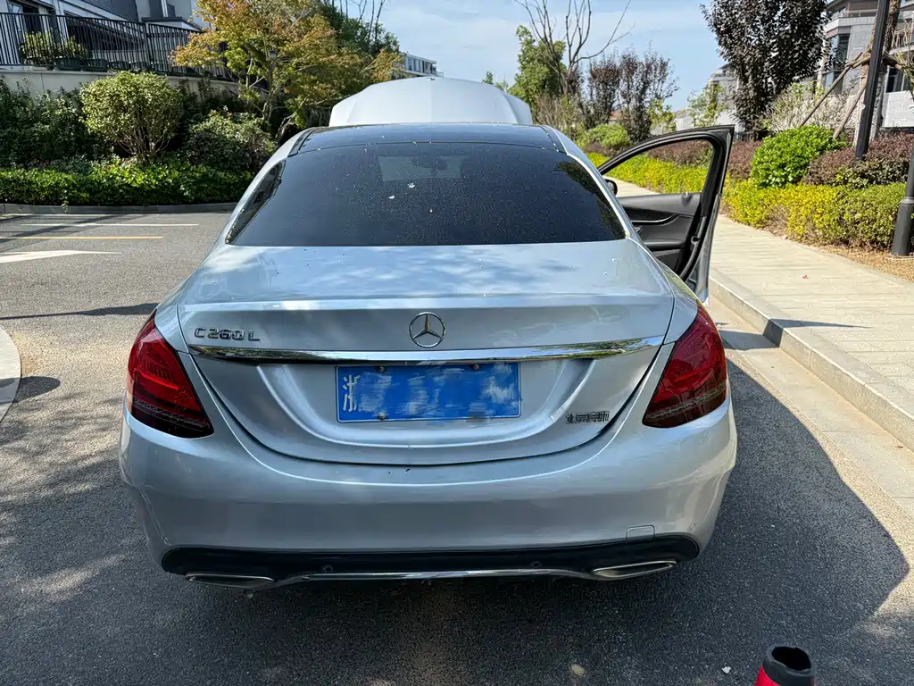 Mercedes-Benz C-Class — миниатюра 4