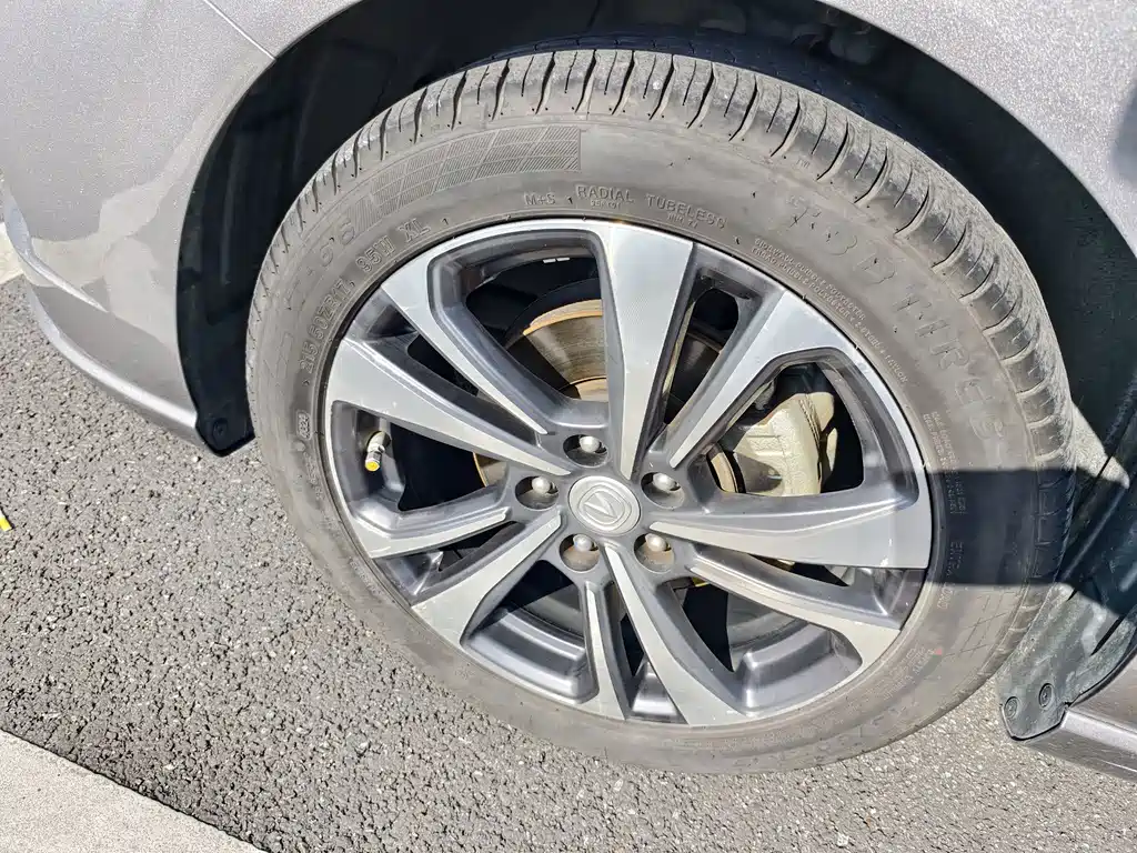 Changan Eado — миниатюра 9