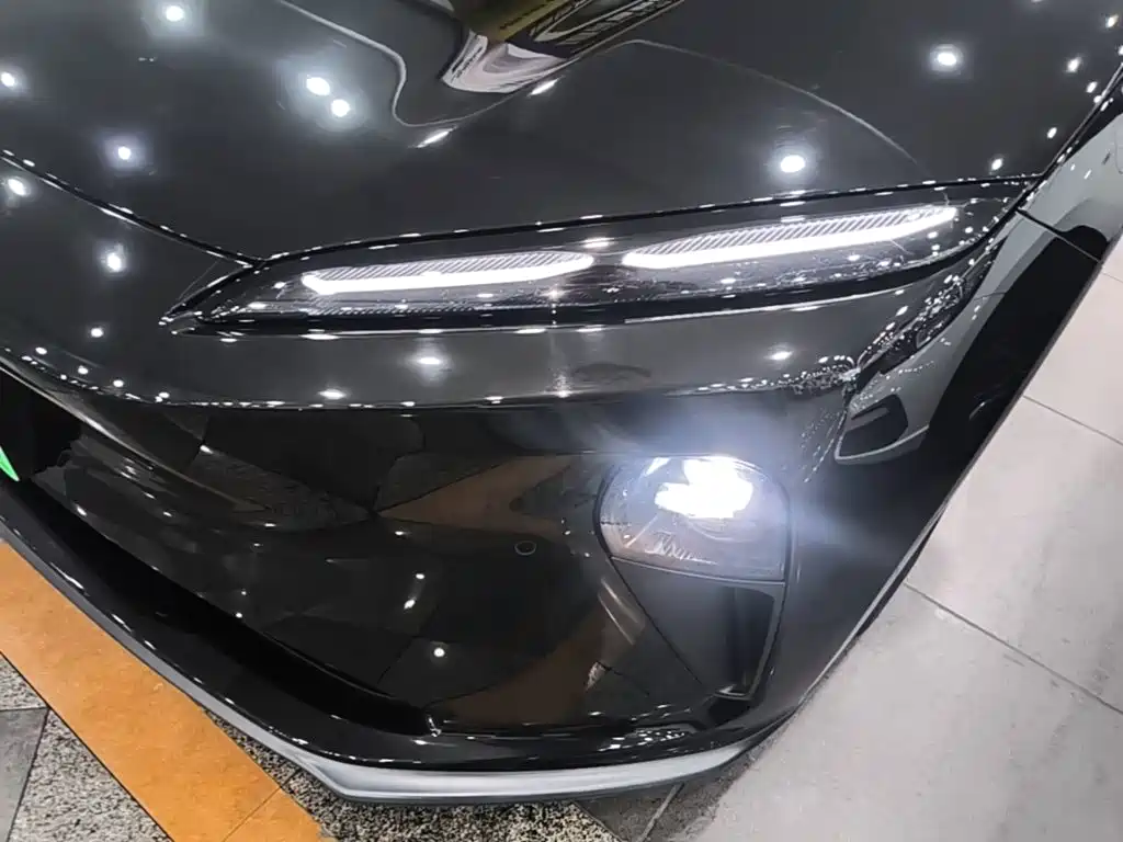 NIO ET5T — миниатюра 24