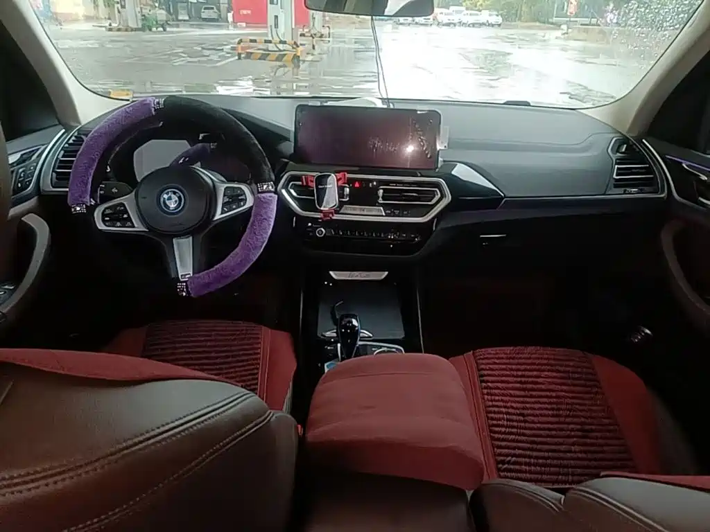 BMW iX3 — миниатюра 10