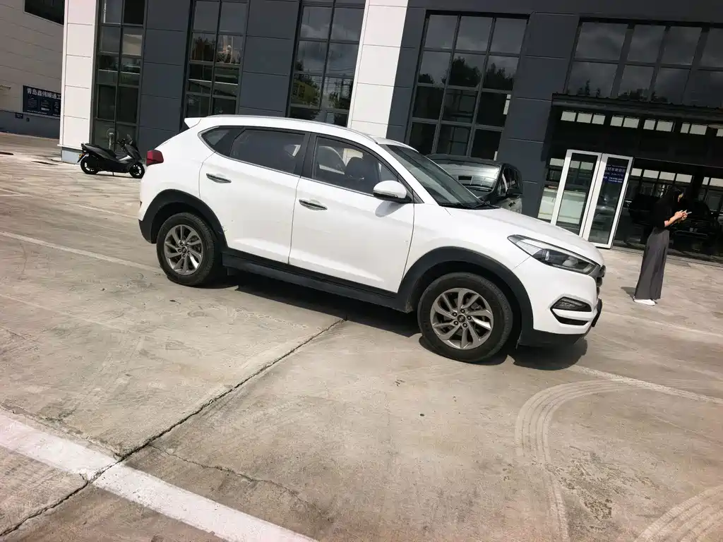 Hyundai Tucson — миниатюра 11