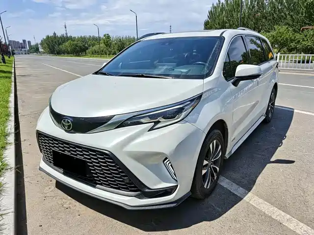 2024 Toyota Granvia