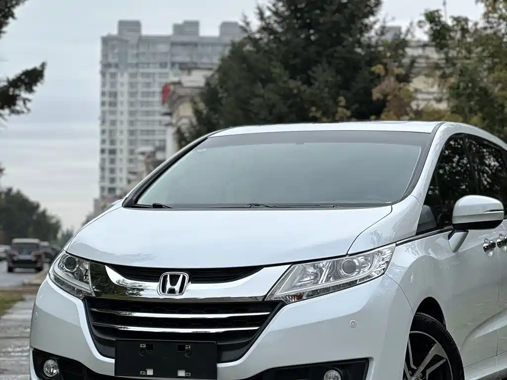 Honda Odyssey — миниатюра 7