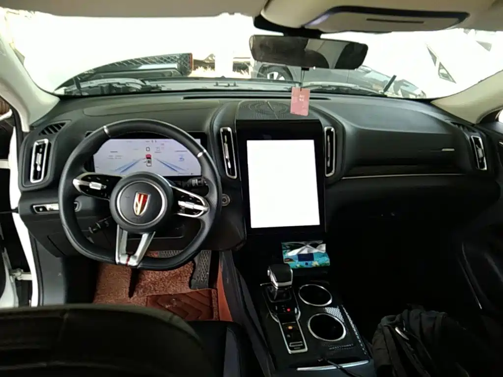 Hongqi Hongqi HS3 PHEV — миниатюра 10