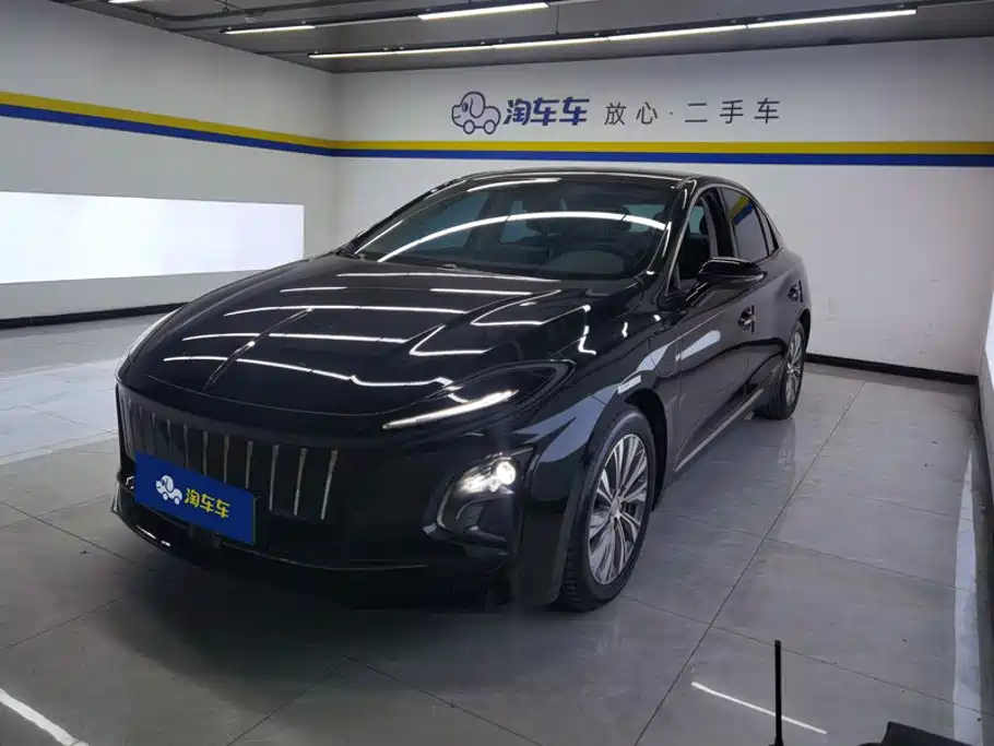Hongqi Hongqi E-QM5