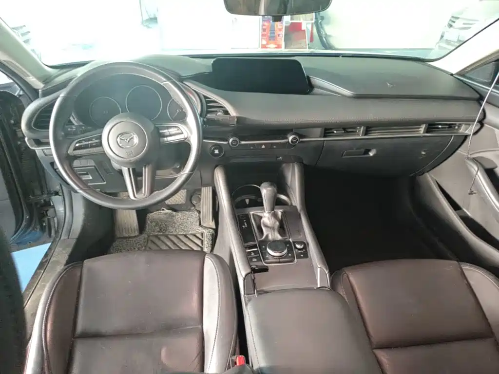 Mazda 3 Axela — миниатюра 10