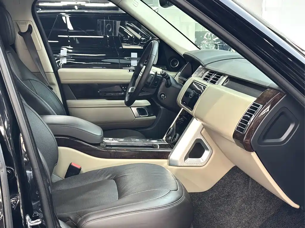 Land Rover Range Rover — миниатюра 6