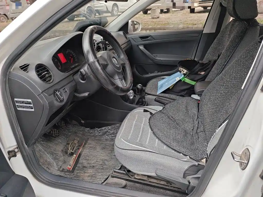 Volkswagen Jetta — миниатюра 16