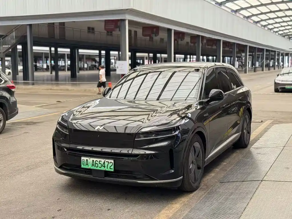 ONVO L90.