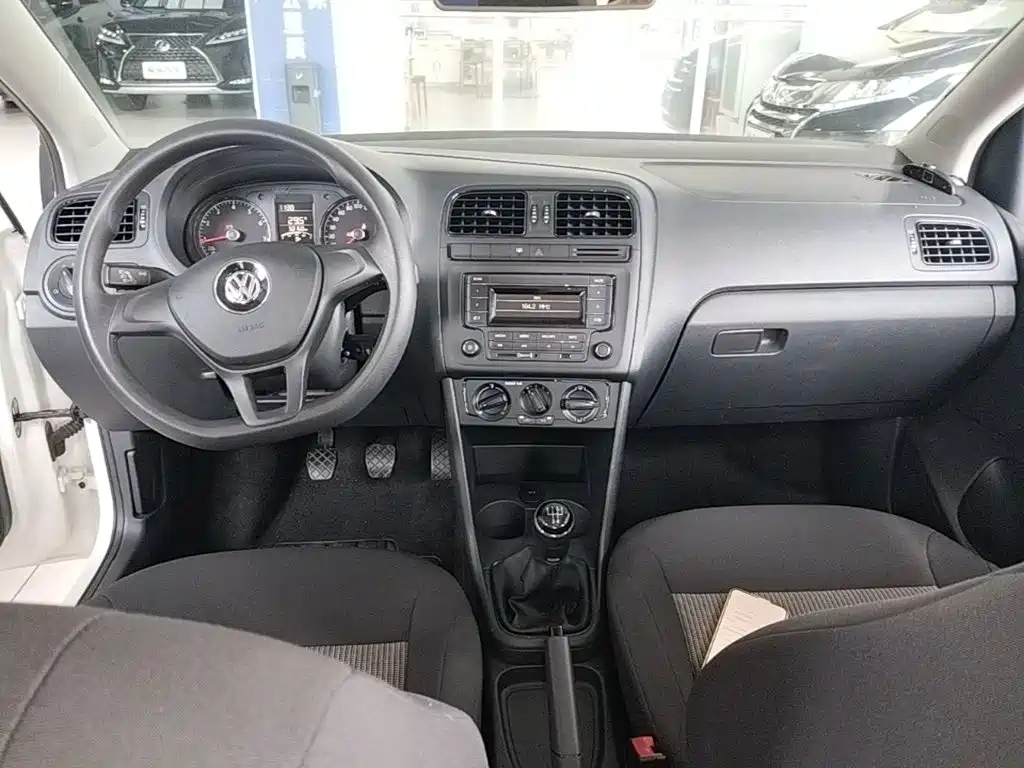 Volkswagen Polo — миниатюра 10