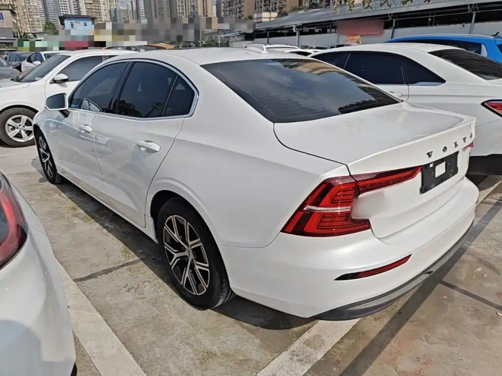 Volvo S60 — миниатюра 5