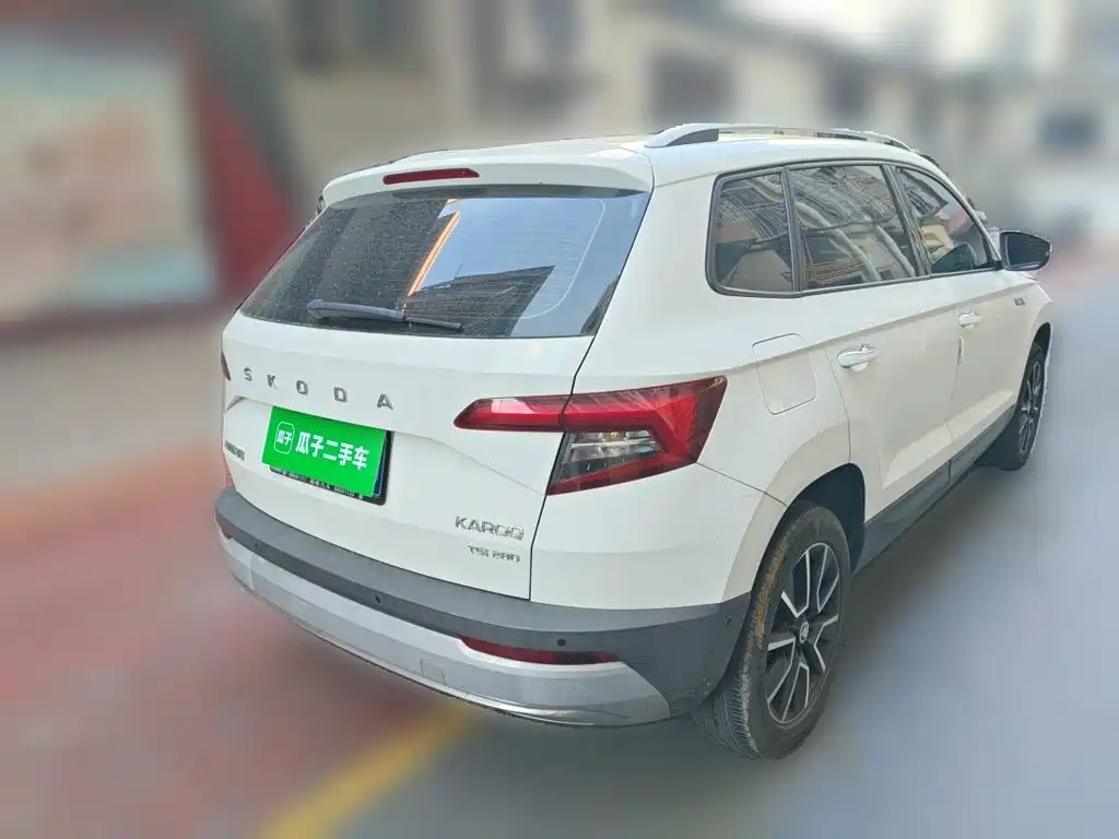 Skoda Karoq — миниатюра 4