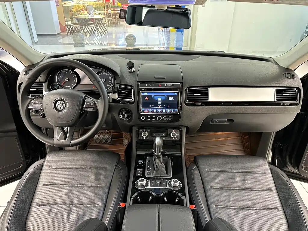 Volkswagen Touareg — миниатюра 21