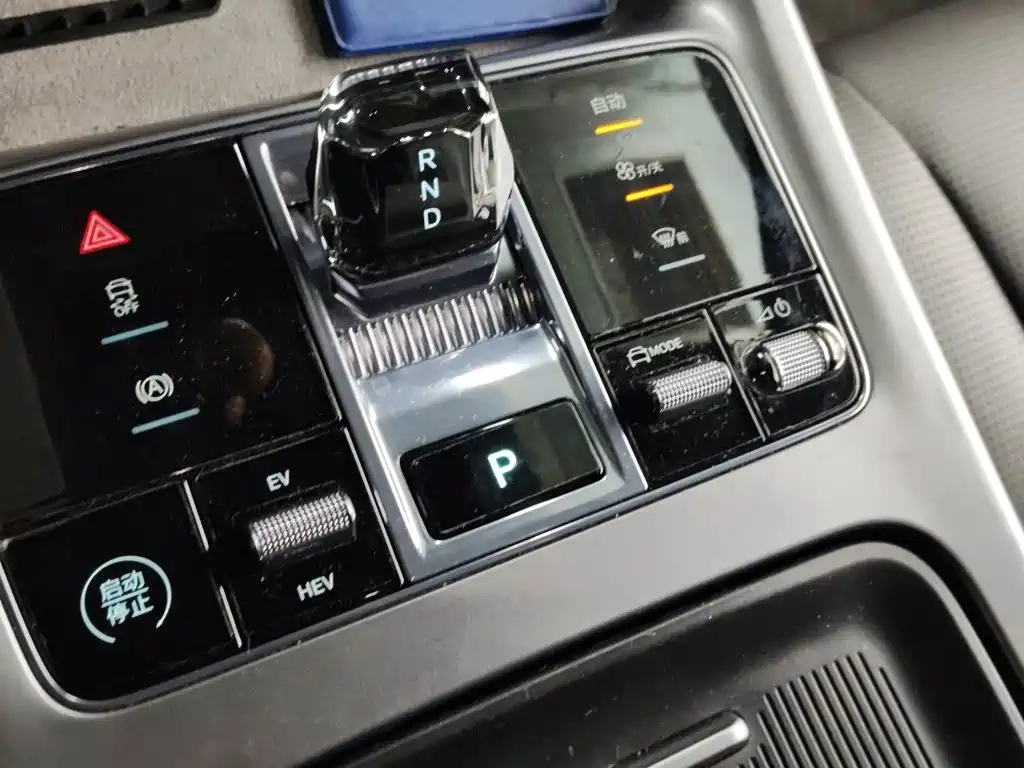 BYD Seal — миниатюра 16