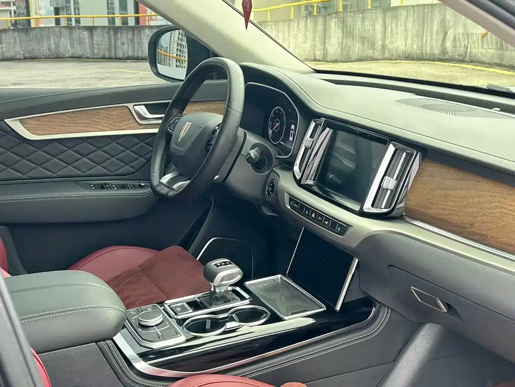 Hongqi Hongqi HS7 — миниатюра 8