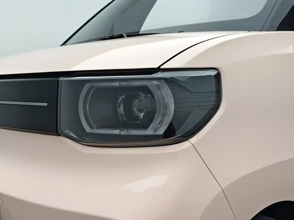 Wuling MINIEV — миниатюра 13