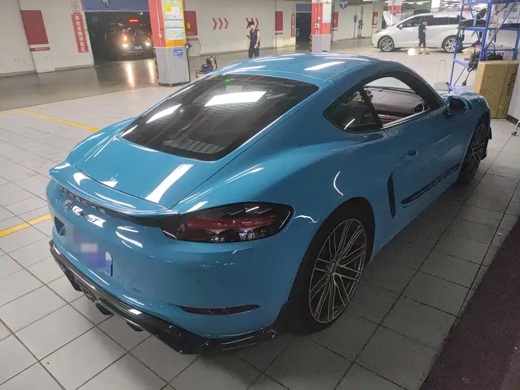 Porsche 718 2018 Cayman 2.0T