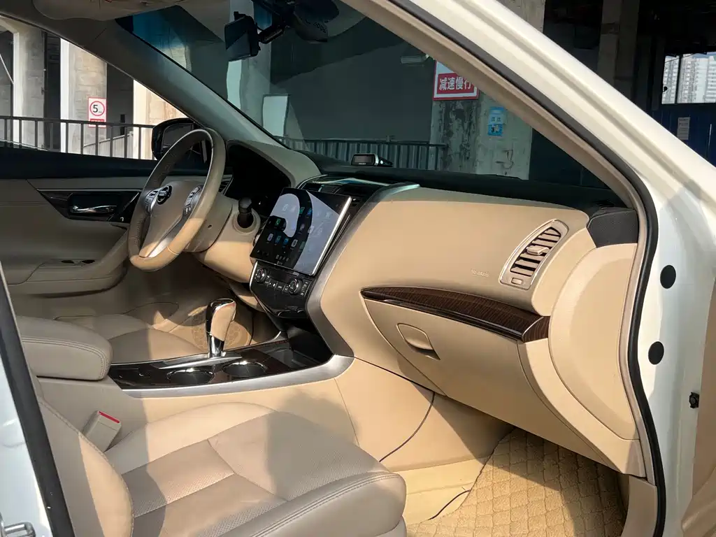 Nissan Teana — миниатюра 4