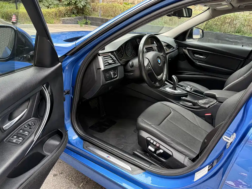 BMW 3 Series — миниатюра 4