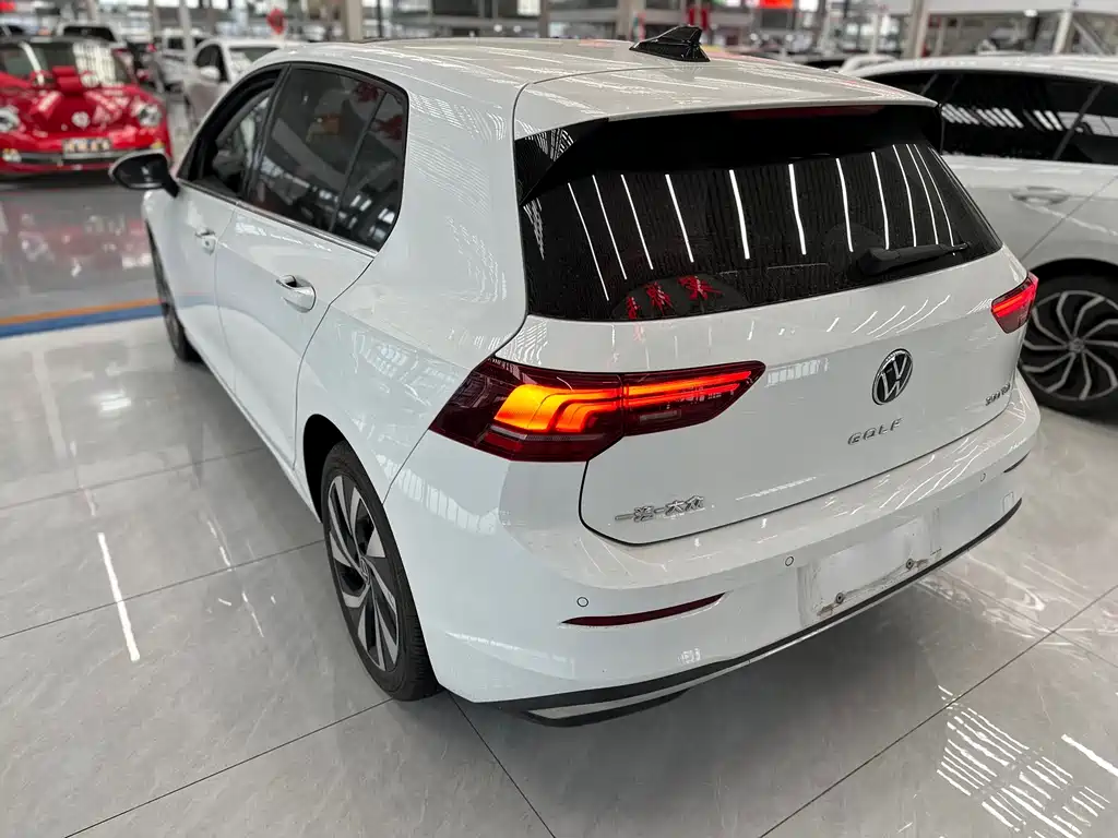 Volkswagen Golf — миниатюра 14